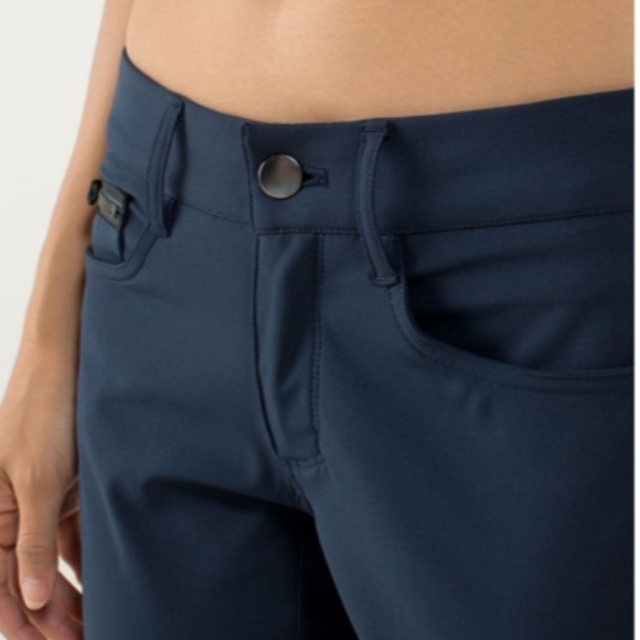 Lululemon Urbanite Pant Inkwell - Picture 4 of 10